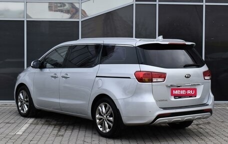 KIA Carnival III, 2017 год, 2 700 000 рублей, 2 фотография