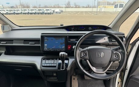 Honda Stepwgn IV, 2015 год, 2 095 000 рублей, 8 фотография