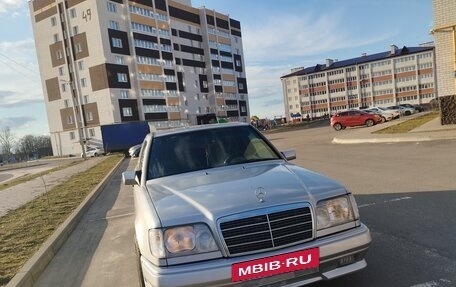 Mercedes-Benz E-Класс, 1995 год, 780 000 рублей, 23 фотография