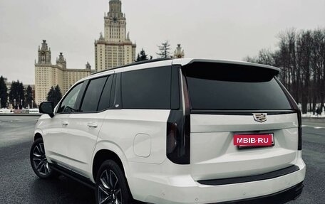 Cadillac Escalade V, 2023 год, 17 100 000 рублей, 6 фотография