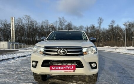 Toyota Hilux VIII, 2019 год, 4 120 000 рублей, 3 фотография