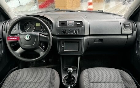 Skoda Fabia II, 2010 год, 499 000 рублей, 10 фотография