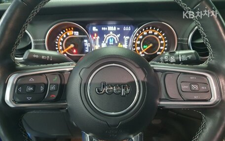 Jeep Wrangler, 2022 год, 4 500 000 рублей, 6 фотография