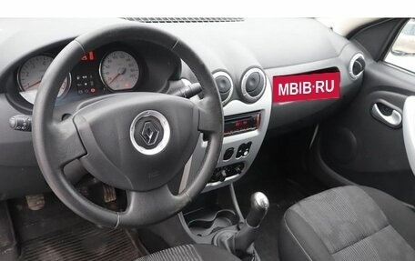 Renault Logan I, 2013 год, 692 000 рублей, 6 фотография