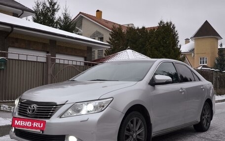 Toyota Camry, 2014 год, 1 350 000 рублей, 2 фотография