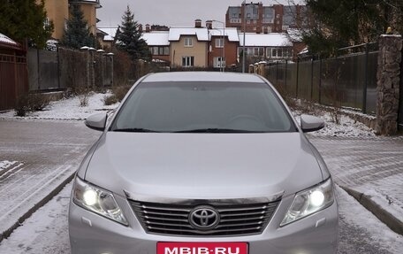 Toyota Camry, 2014 год, 1 350 000 рублей, 9 фотография