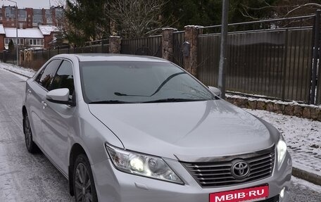 Toyota Camry, 2014 год, 1 350 000 рублей, 10 фотография