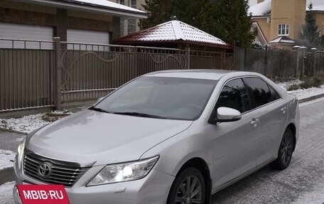 Toyota Camry, 2014 год, 1 350 000 рублей, 3 фотография