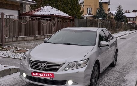 Toyota Camry, 2014 год, 1 350 000 рублей, 4 фотография