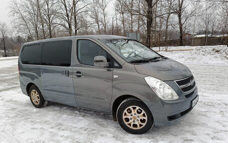 Hyundai Grand Starex Grand Starex I рестайлинг 2, 2010 год, 1 490 000 рублей, 2 фотография