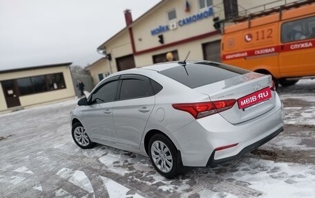 Hyundai Solaris II рестайлинг, 2019 год, 1 700 000 рублей, 9 фотография