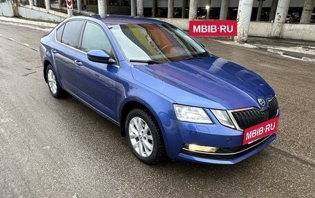 Skoda Octavia, 2018 год, 1 599 000 рублей, 2 фотография