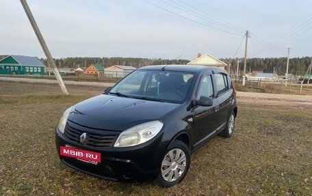 Renault Sandero I, 2011 год, 450 000 рублей, 2 фотография