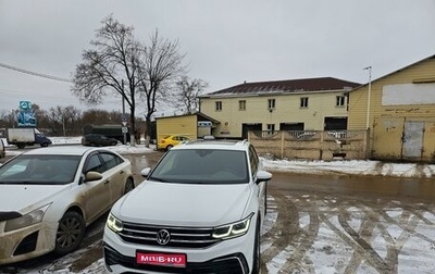 Volkswagen Tiguan II, 2021 год, 4 450 000 рублей, 1 фотография