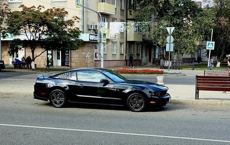 Ford Mustang VI рестайлинг, 2009 год, 2 000 000 рублей, 1 фотография