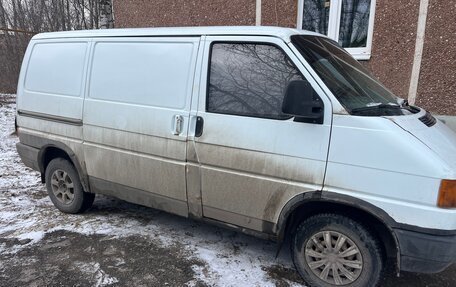 Volkswagen Transporter T4, 1993 год, 350 000 рублей, 2 фотография