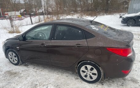 Hyundai Solaris II рестайлинг, 2016 год, 920 000 рублей, 5 фотография