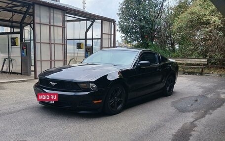 Ford Mustang VI рестайлинг, 2009 год, 2 000 000 рублей, 10 фотография