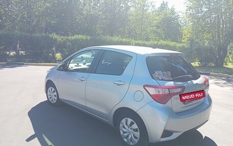 Toyota Vitz, 2018 год, 1 100 000 рублей, 12 фотография