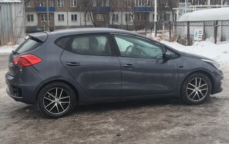 KIA cee'd III, 2017 год, 1 050 000 рублей, 2 фотография