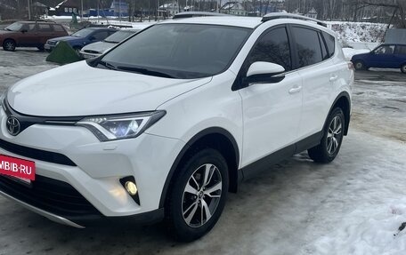 Toyota RAV4, 2016 год, 2 570 000 рублей, 7 фотография