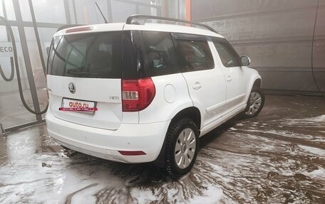 Skoda Yeti I рестайлинг, 2014 год, 1 000 000 рублей, 4 фотография