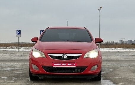 Opel Astra J, 2010 год, 590 000 рублей, 4 фотография