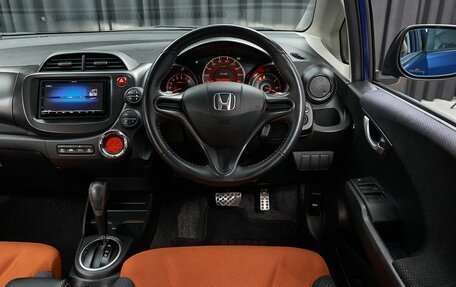 Honda Fit III, 2010 год, 1 237 000 рублей, 8 фотография