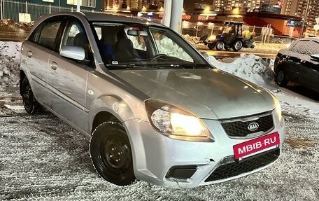 KIA Rio II, 2010 год, 385 000 рублей, 4 фотография