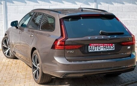 Volvo V90 II, 2021 год, 4 930 000 рублей, 3 фотография