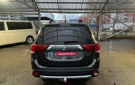 Mitsubishi Outlander III рестайлинг 3, 2016 год, 1 544 000 рублей, 6 фотография