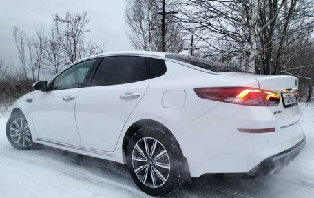 KIA Optima IV, 2019 год, 2 300 000 рублей, 3 фотография