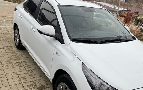 Hyundai Solaris II рестайлинг, 2020 год, 1 370 000 рублей, 3 фотография