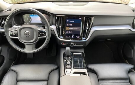 Volvo V60 II, 2021 год, 3 410 000 рублей, 9 фотография