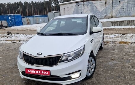 KIA Rio III рестайлинг, 2016 год, 890 000 рублей, 1 фотография