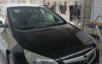 Opel Astra J, 2011 год, 900 000 рублей, 1 фотография