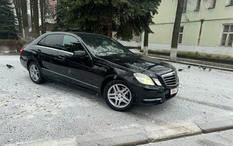 Mercedes-Benz E-Класс, 2010 год, 1 400 000 рублей, 2 фотография