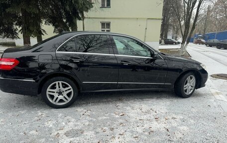 Mercedes-Benz E-Класс, 2010 год, 1 400 000 рублей, 7 фотография