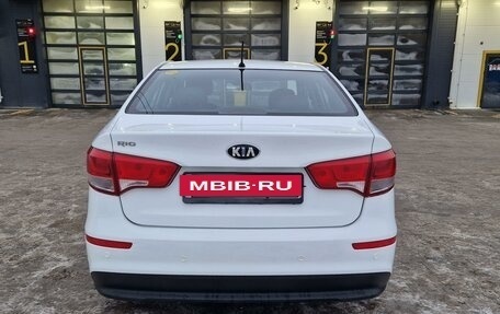 KIA Rio III рестайлинг, 2016 год, 890 000 рублей, 6 фотография