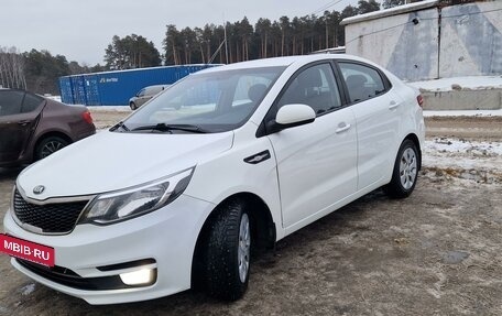 KIA Rio III рестайлинг, 2016 год, 890 000 рублей, 4 фотография