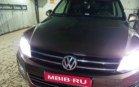 Volkswagen Touareg III, 2011 год, 2 200 000 рублей, 9 фотография