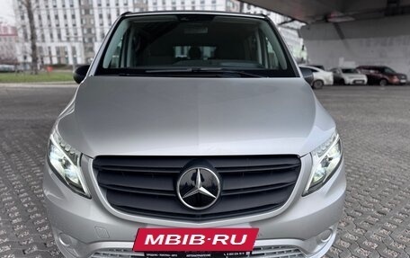 Mercedes-Benz Vito, 2023 год, 7 100 000 рублей, 4 фотография