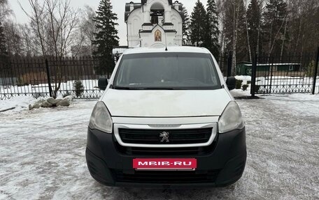 Peugeot Partner II рестайлинг 2, 2015 год, 995 000 рублей, 10 фотография