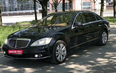 Mercedes-Benz S-Класс, 2009 год, 1 850 000 рублей, 3 фотография