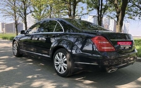 Mercedes-Benz S-Класс, 2009 год, 1 850 000 рублей, 2 фотография