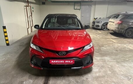 Toyota Camry, 2021 год, 3 450 000 рублей, 18 фотография