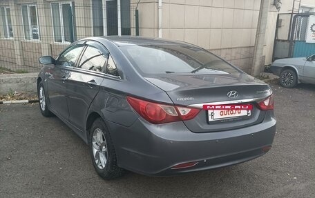 Hyundai Sonata VI, 2010 год, 898 878 рублей, 6 фотография