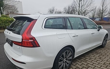 Volvo V60 II, 2021 год, 3 665 000 рублей, 4 фотография