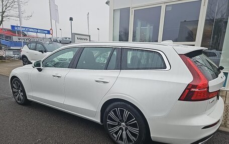 Volvo V60 II, 2021 год, 3 665 000 рублей, 6 фотография