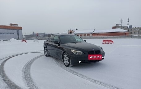 BMW 5 серия, 2004 год, 1 350 000 рублей, 4 фотография